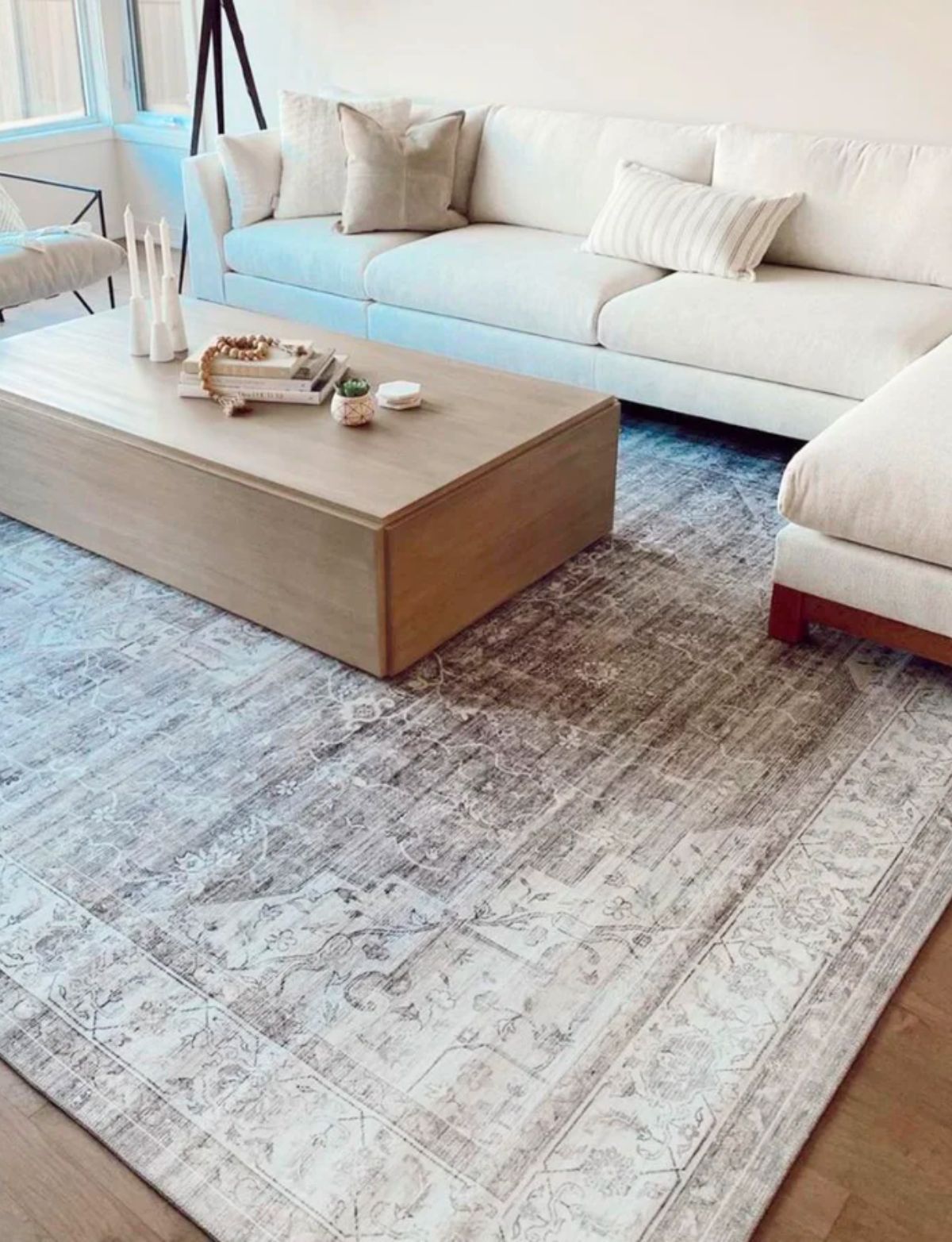 Rug - Leah Beige White Rug